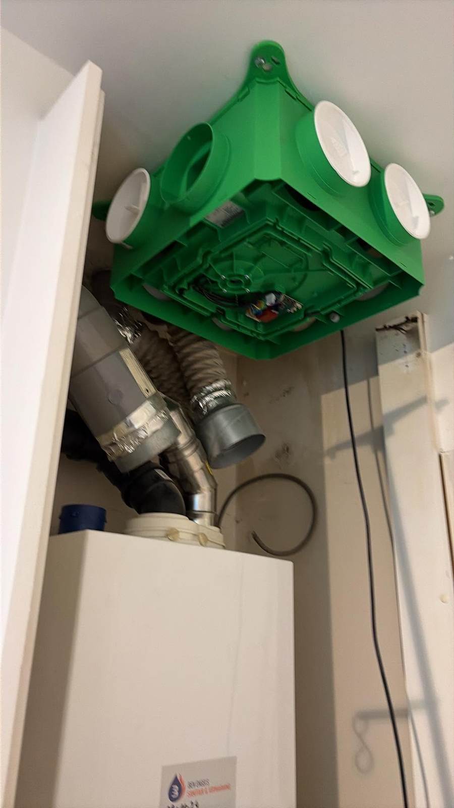 Geïnstalleerd balansventilatiesysteem (WTW)